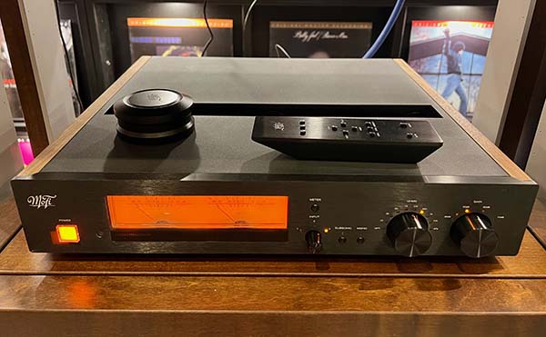  050525.axpona.MoFi MasterPhonoMasterDeckturntable3.jpg
